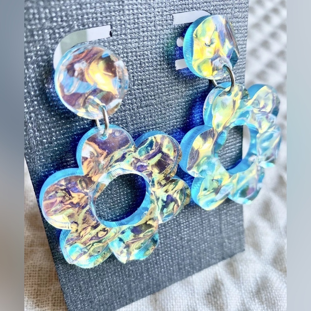 New Iridescent Blue Daisy Flower Textured Boho Mod Contemporary Earrings